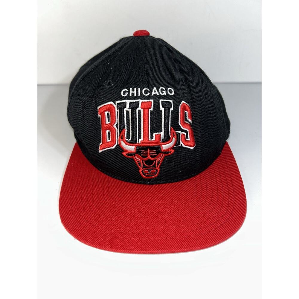 Mitchell&Ness Chicago Bulls Vintage Cap Hat Black/Red One Size